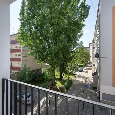 Apartament W Centrum Wroclawia 300 M Od Rynku By Renters Διαμέρισμα