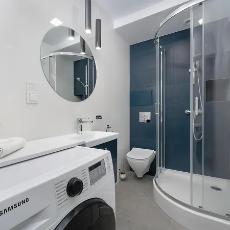 Apartament W Centrum Wroclawia 300 M Od Rynku By Renters Breslavia